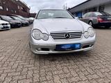 Mercedes-Benz Sportcoupe 2,0 Kompressor 1HD Rentner, Sh-Heft - Mercedes-Benz C 200: Sportcoupe