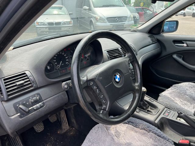 Fahrzeugabbildung BMW 320 Baureihe 3 Touring 320d Tüv 03.2026 AHK
