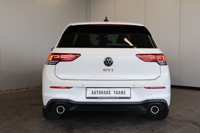 Volkswagen Golf VIII GTI 2.0 TSI AID+CARPLAY+LED+AMBIENT