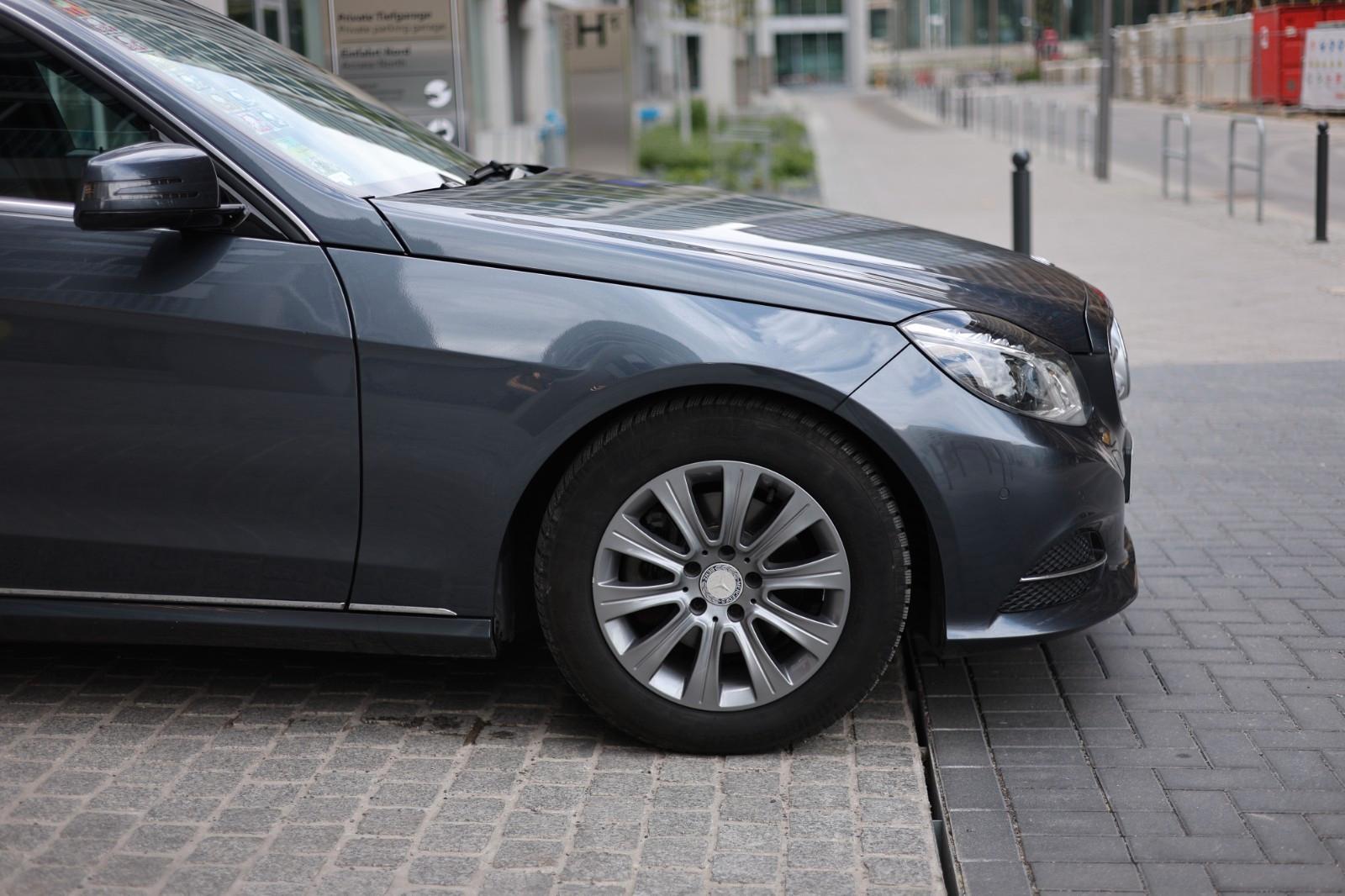Mercedes-Benz E 220 BlueTEC AVANTG. 9G tronic, Hinterachse NEU