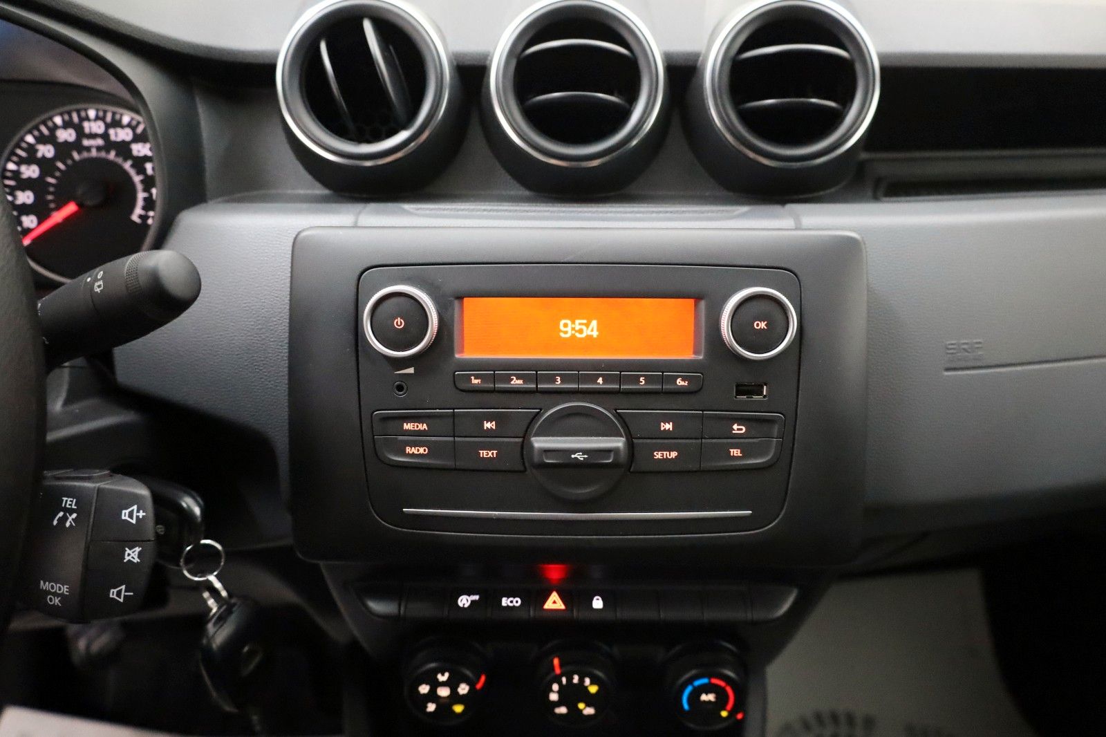 Fahrzeugabbildung Dacia Duster II Deal Klima,8 fach bereift