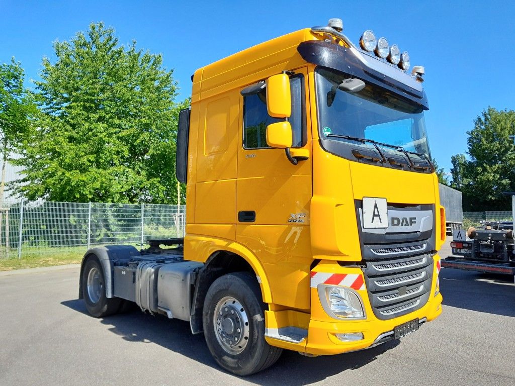 Fahrzeugabbildung DAF FT XF 530 SC PXP, 4x4, Kipphydraulik