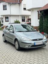 Ford Focus 1.6  neuer Tüv  Zahnriemen ... - Ford Focus aus 2004: 1.6