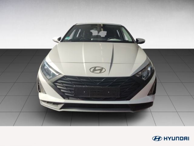 Fahrzeugabbildung Hyundai i20 FL (MY25) 1.2 Benzin (79 PS)  Select Navi Ap