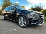 Mercedes-Benz Mercedes GLA 220 - gebrauchte Mercedes-Benz GLA 220 aus dem Jahr 2015