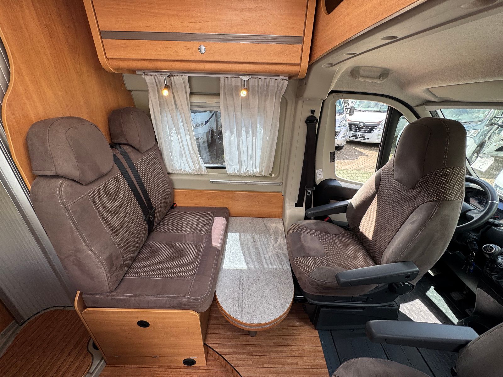 Fahrzeugabbildung Pössl 540 ROADCAMP R NAVI KAMERA RAUMBAD 1.HAND