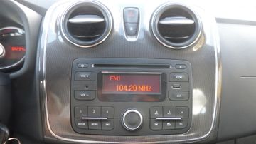 Dacia Sandero II Stepway Essential TCe 90 PS Einparkhi