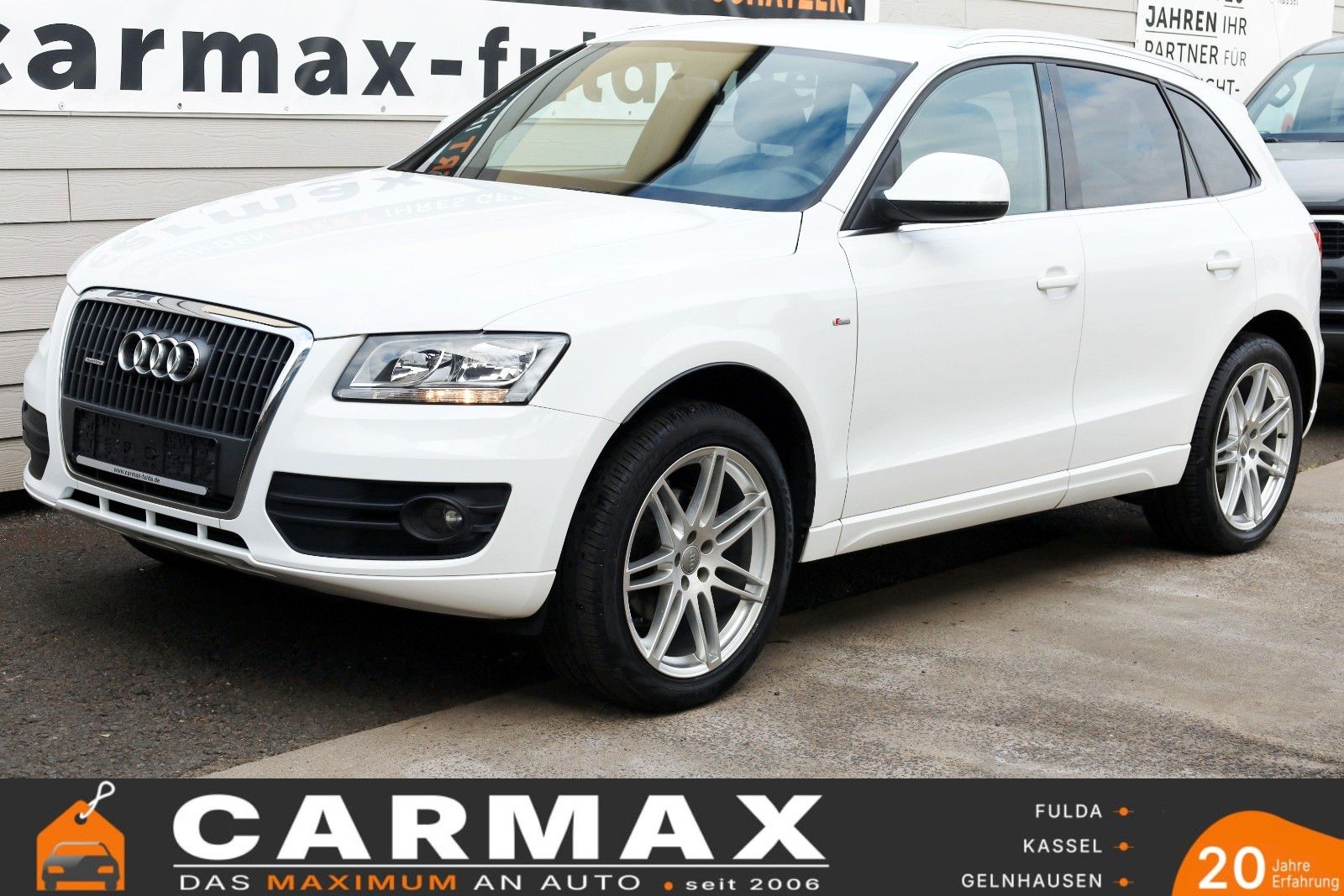 Fahrzeugabbildung Audi Q5 2.0 TDI quattro S line T.Leder,Navi,SH,20"