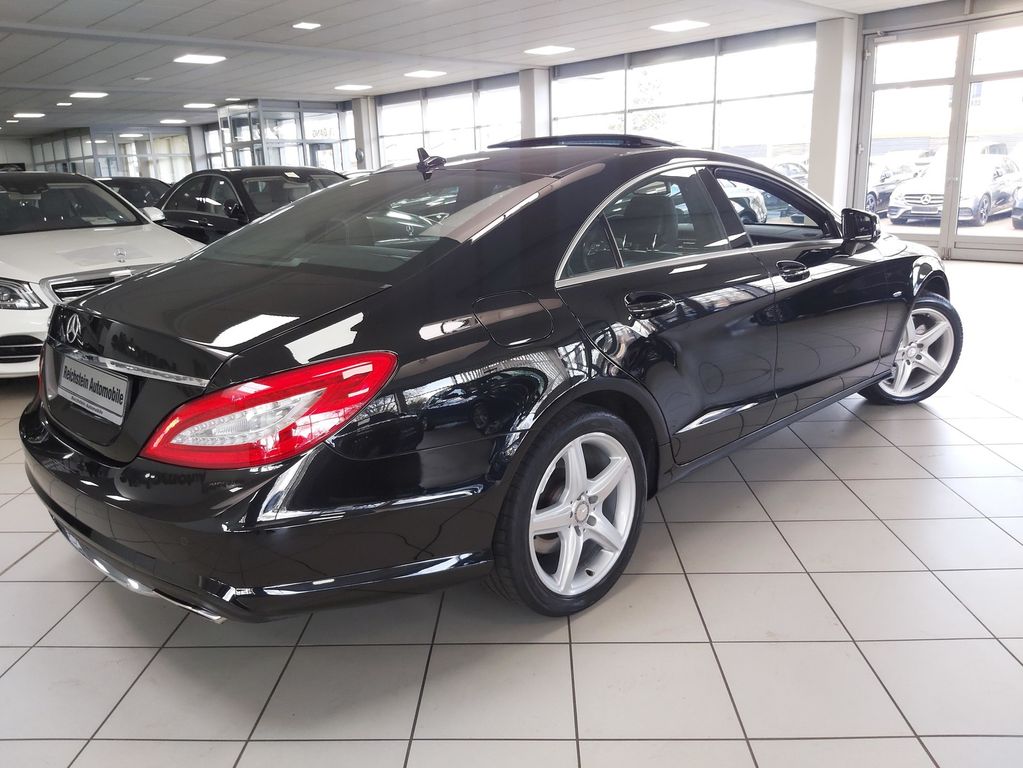 Mercedes-Benz CLS 500 Coupe AMG MEMORY TOTW LEDER AIRM DISTR