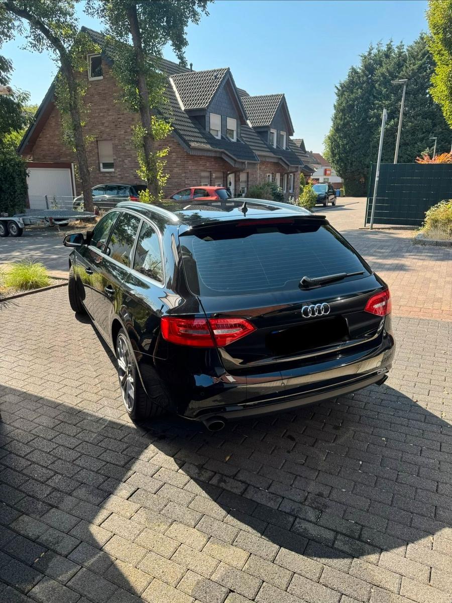 Audi A4 2014 — двигун 224 HP (165kW)