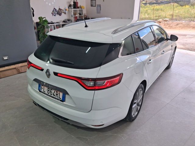 RENAULT ANDERE