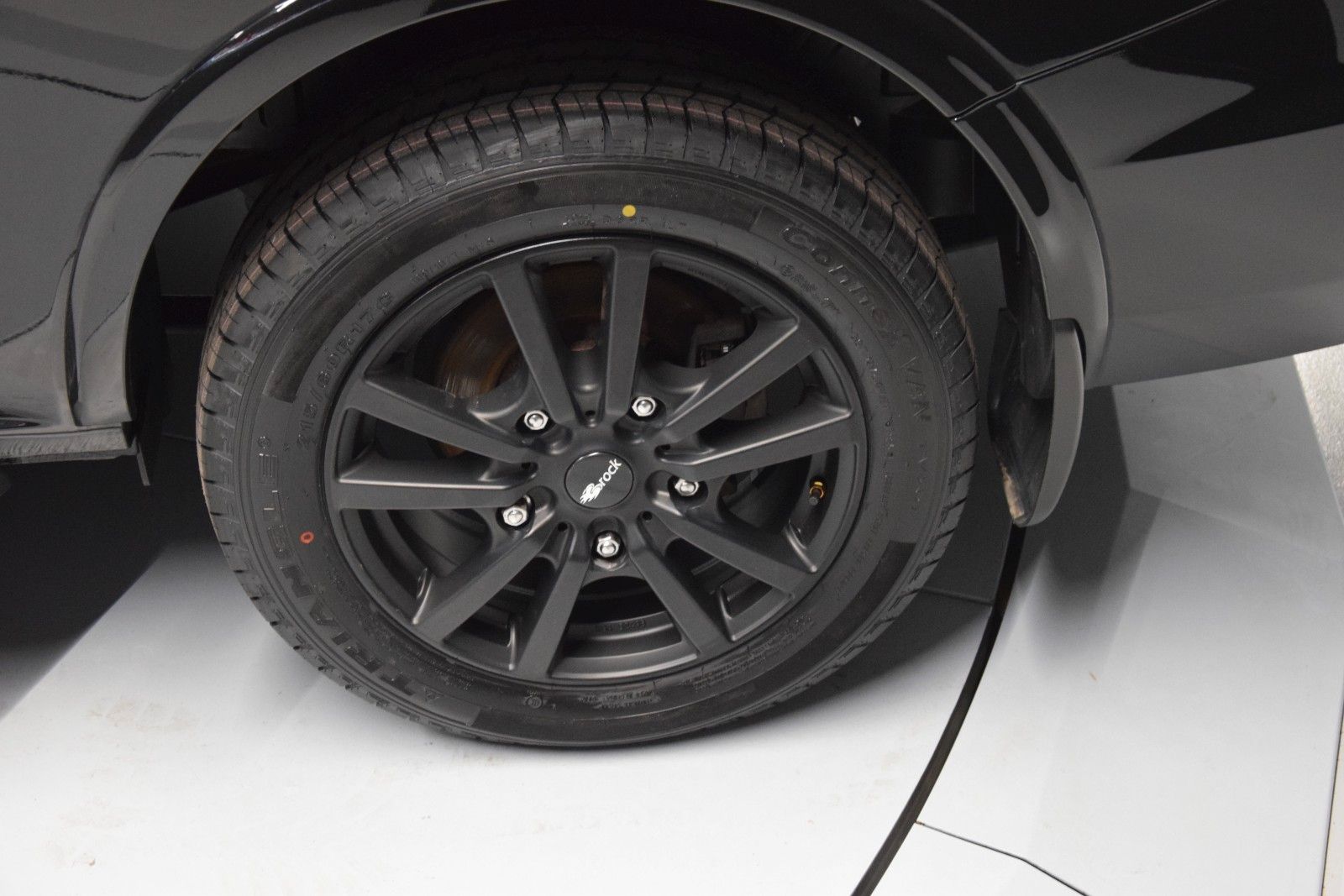 Fahrzeugabbildung Ford Custom 320 L1 Leder Navi Autom. Kamera