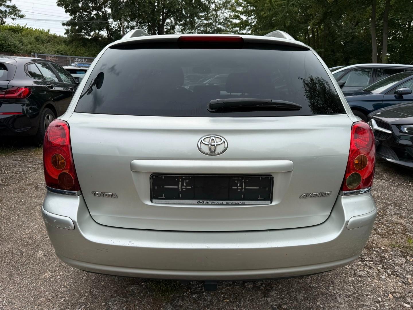Toyota Avensis 2005 — photo 6