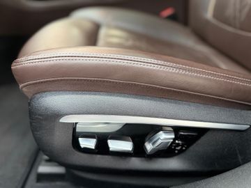 BMW 730 - 12