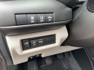 Fotografie 14 des Suzuki Swift 1.2 HYBRID Comfort+ | Navi | LED | Kamera