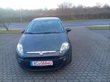 Fiat Punto Evo 1.4 8V Dynamic,Tüv Neu+ 1 Hand - Fiat Punto Evo: Limousine