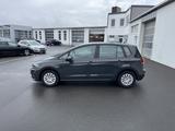 Volkswagen Golf Sportsvan 1.6 TDI 98€ m.20% Anz. PDC SHZ Kl - Volkswagen Golf: 98