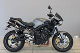 Triumph Street Triple R D67LD + MIVV Auspuff + LED Blink - NAKED BIKE VON 501 BIS 750 CCM