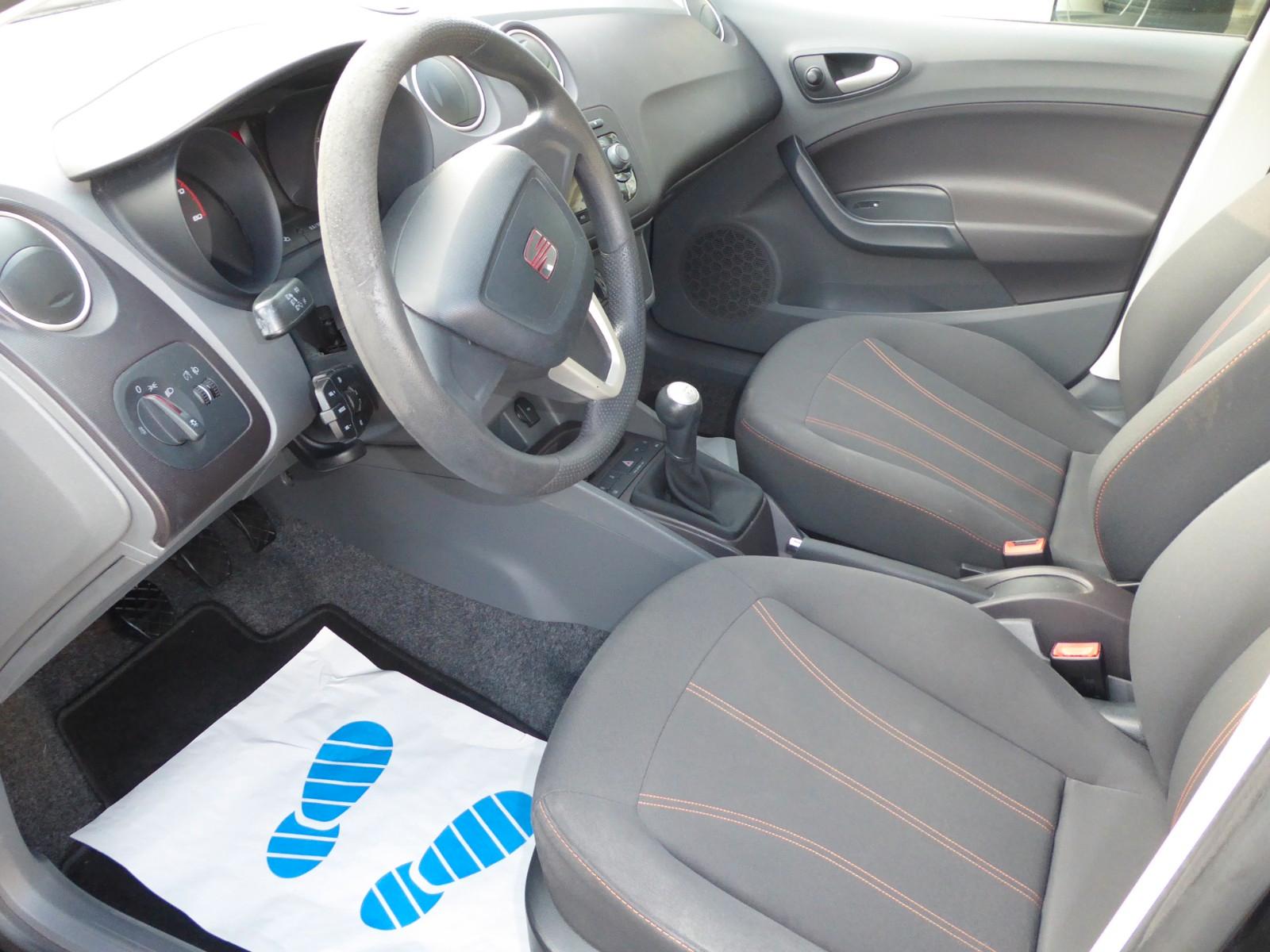 Seat Ibiza 2011 — photo 9