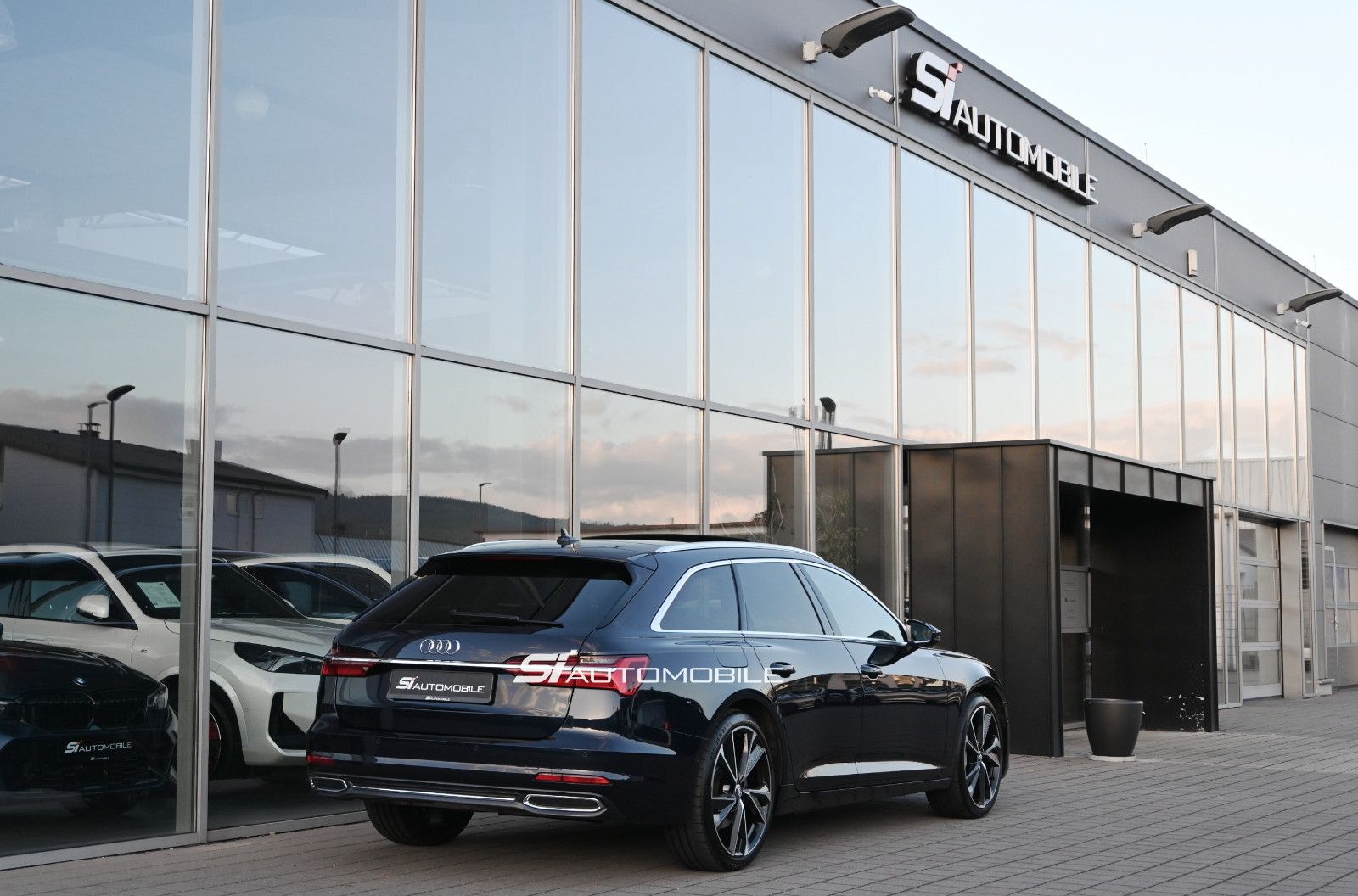 Fahrzeugabbildung Audi A6 45 TFSI S tr. Sport Avant °AHK°PANO°STANDHEIZ