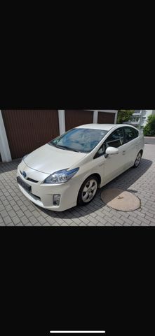 Toyota Prius 1.8 Hybrid 