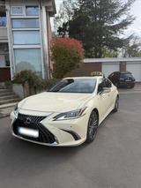 Andere Lexus ES300H Taxi - Andere in Bonn