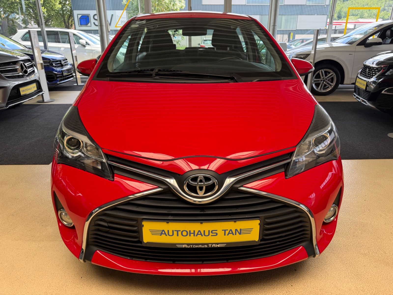Fahrzeugabbildung Toyota Yaris *Rückfahrkamera*