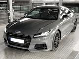 Audi TT Coupe 2.0 TFSI quattro - S line competition - Audi: Unfallwagen