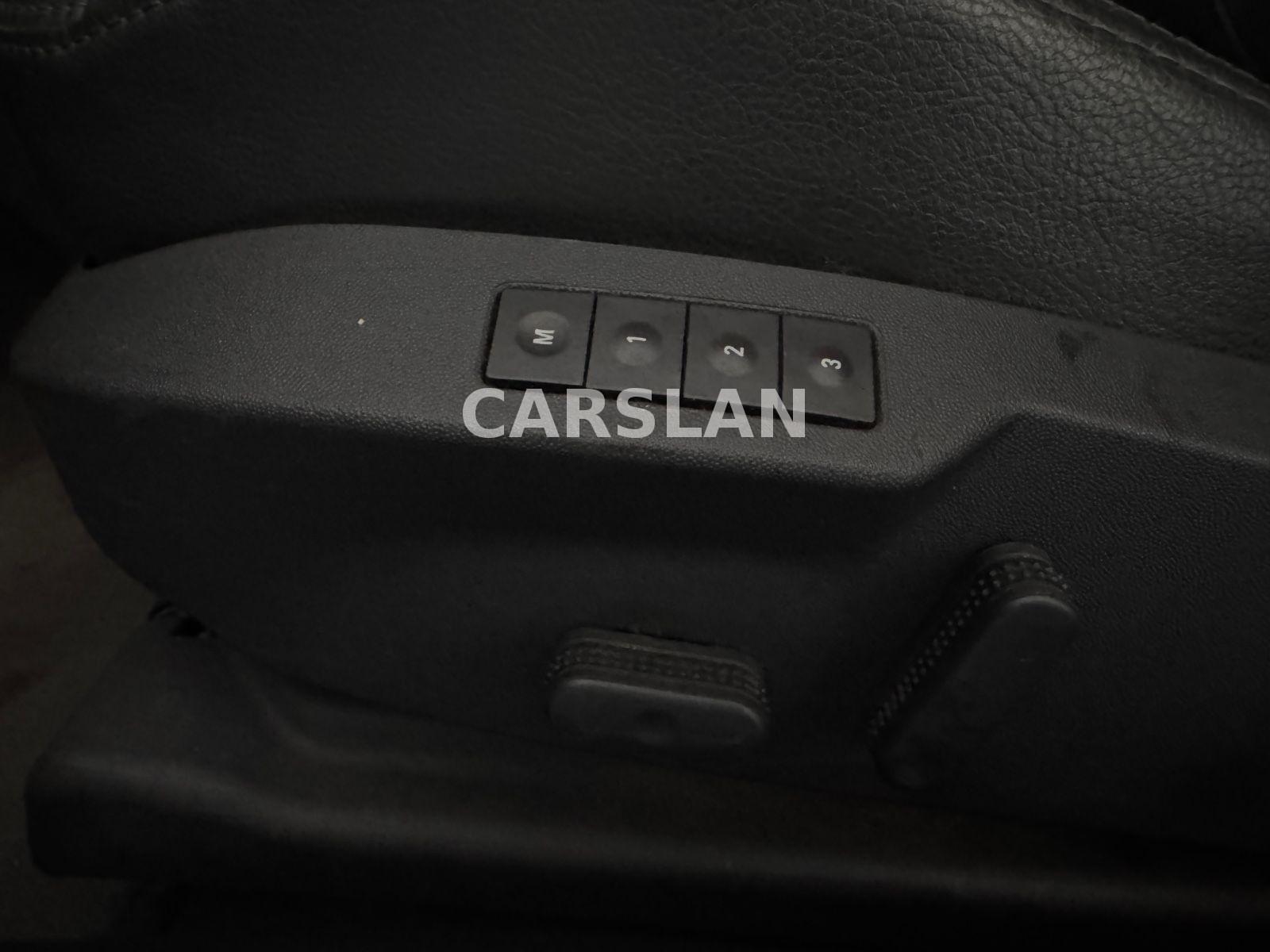 Opel Signum 2004 — photo 28