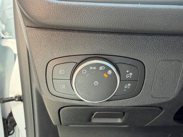 Ford Focus - 12