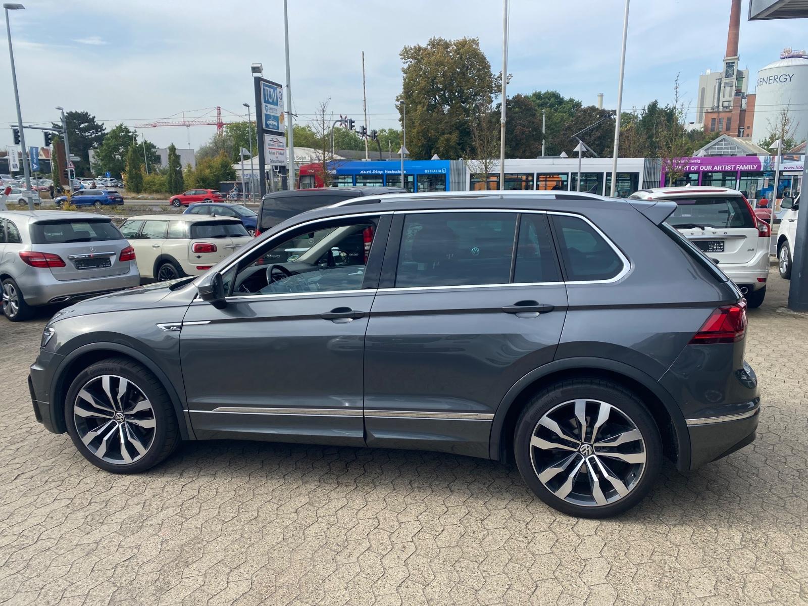 Volkswagen Tiguan Highline 4Motion*DSG*R-Line*
