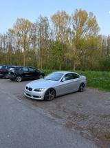 BMW e92 325i - BMW 325 aus 2007: 325i
