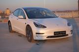 Tesla Model 3 *Stand + Reichweite*Panorama*Autopilot - Tesla Model 3 Gebrauchtwagen in München