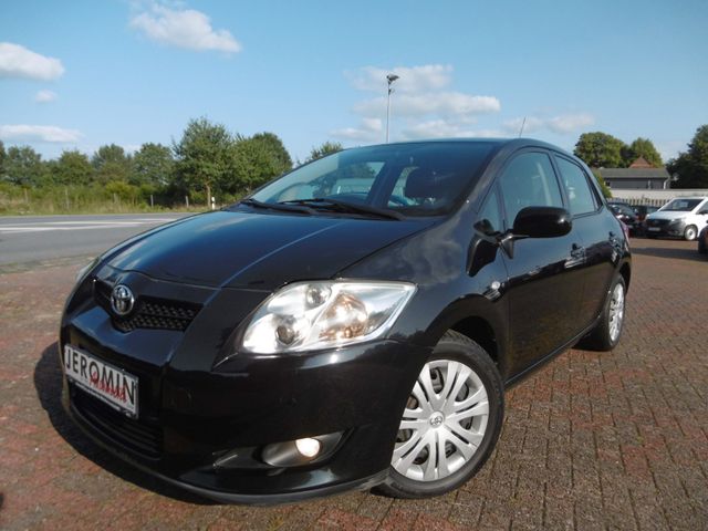 Toyota Auris 1.6 VVT-i Sol