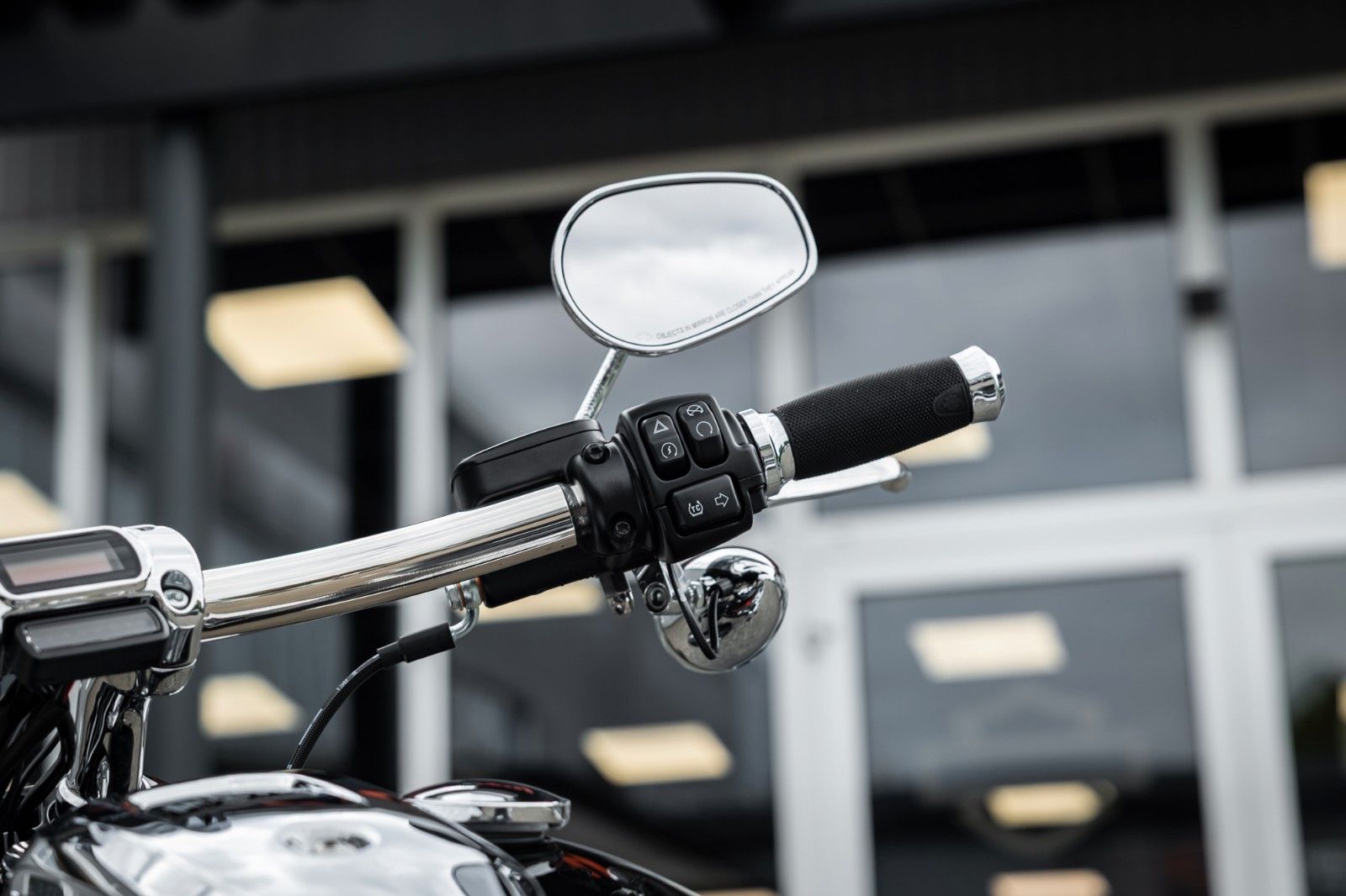 Fahrzeugabbildung Harley-Davidson FXBR Breakout 117 cui -Jekill & Hyde -