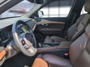 Volvo XC90 - 10