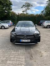 Mercedes-Benz E 300 de Autom. - 225kW CHECKHEFTGEPFLEGT