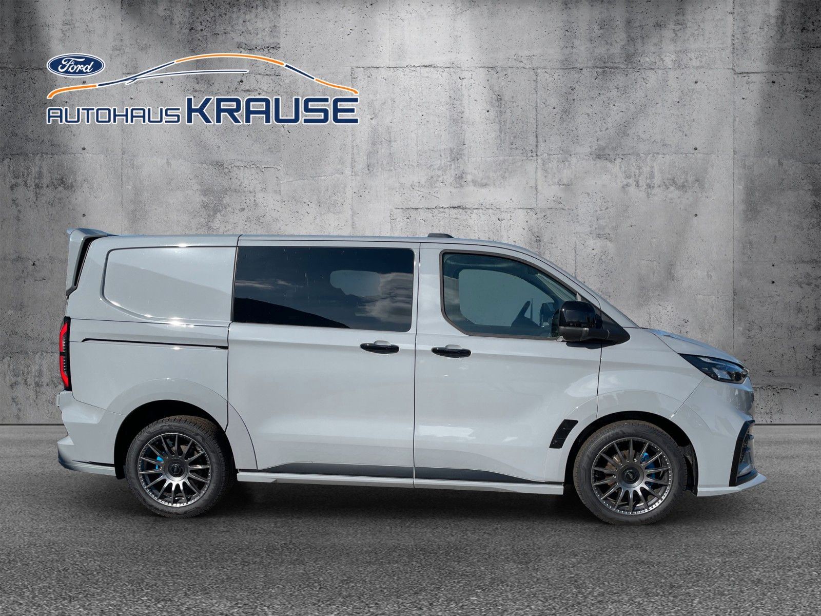 Fahrzeugabbildung Ford Transit Custom 320 L1 MS-RT DoKa