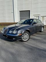 Jaguar S-Type 2.5 L V6  - Jaguar S-Type: 2.5