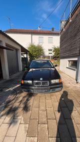 BMW E36 316i Compact - BMW 316 aus 1996: 316i