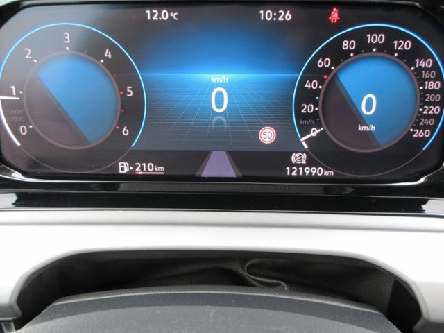 Golf VIII Variant 2.0 TDI 150 PS Life AHK/LED/NA