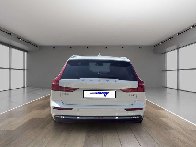 Volvo V60 Plus Bright T6 Recharge Plug-In Hybrid AWD