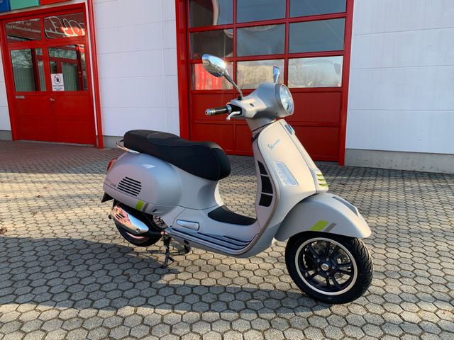 Vespa GTS 300*Supertech*ABS*Keyless*Summer Deal*