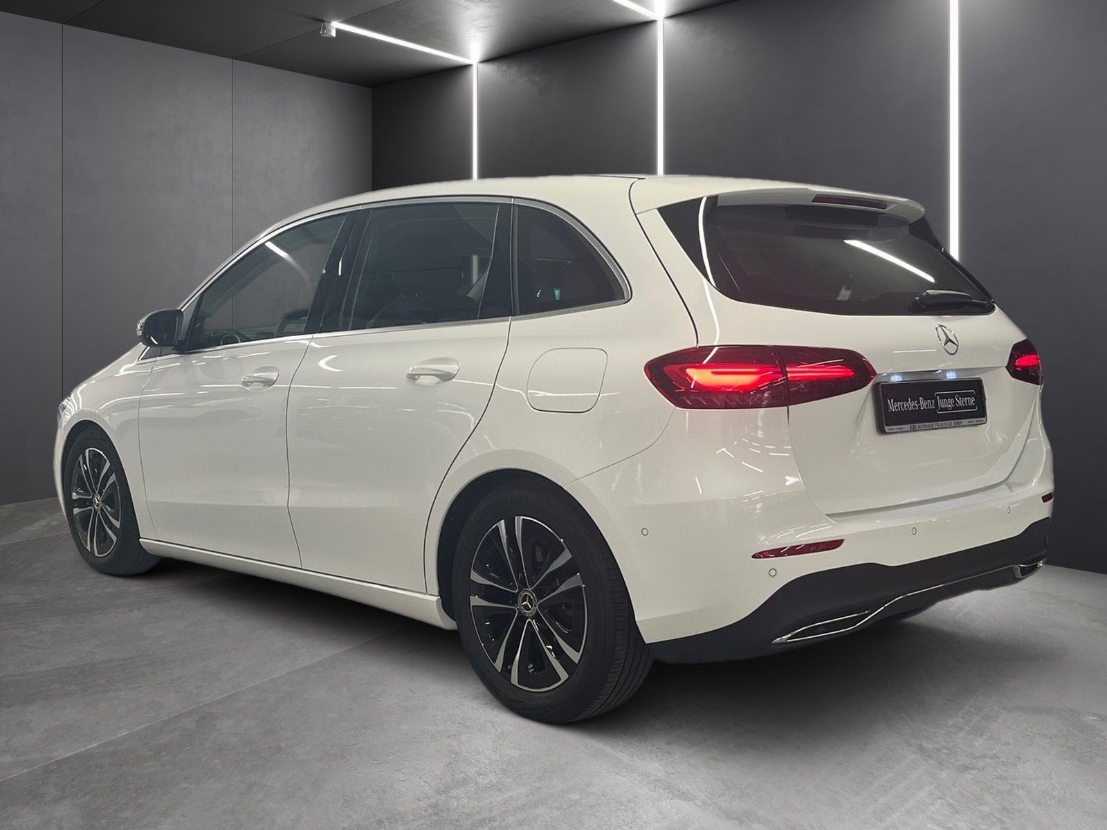 Fahrzeugabbildung Mercedes-Benz B 200 Progressive*AHK*Totwink*LED*Kam*Easy-Pack*