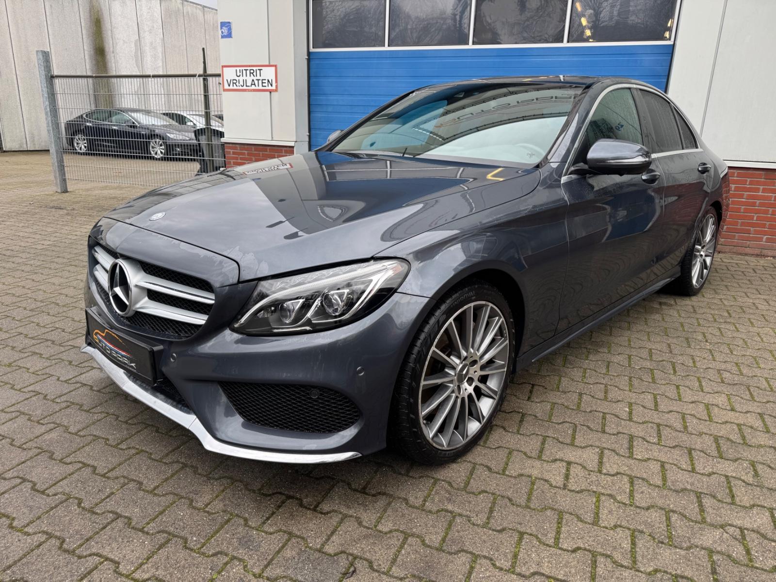 Mercedes-Benz C 350 e Limousine *AMG Paket*