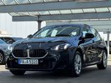 BMW 118d Premiumpaket/el.Heckklappe/RFK/DrivAssi - BMW 118 Jahreswagen: 118d