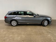 Fahrzeugabbildung Mercedes-Benz C 250 d T Autom. LED Navi Kamera Sitzhzg 17" PDC