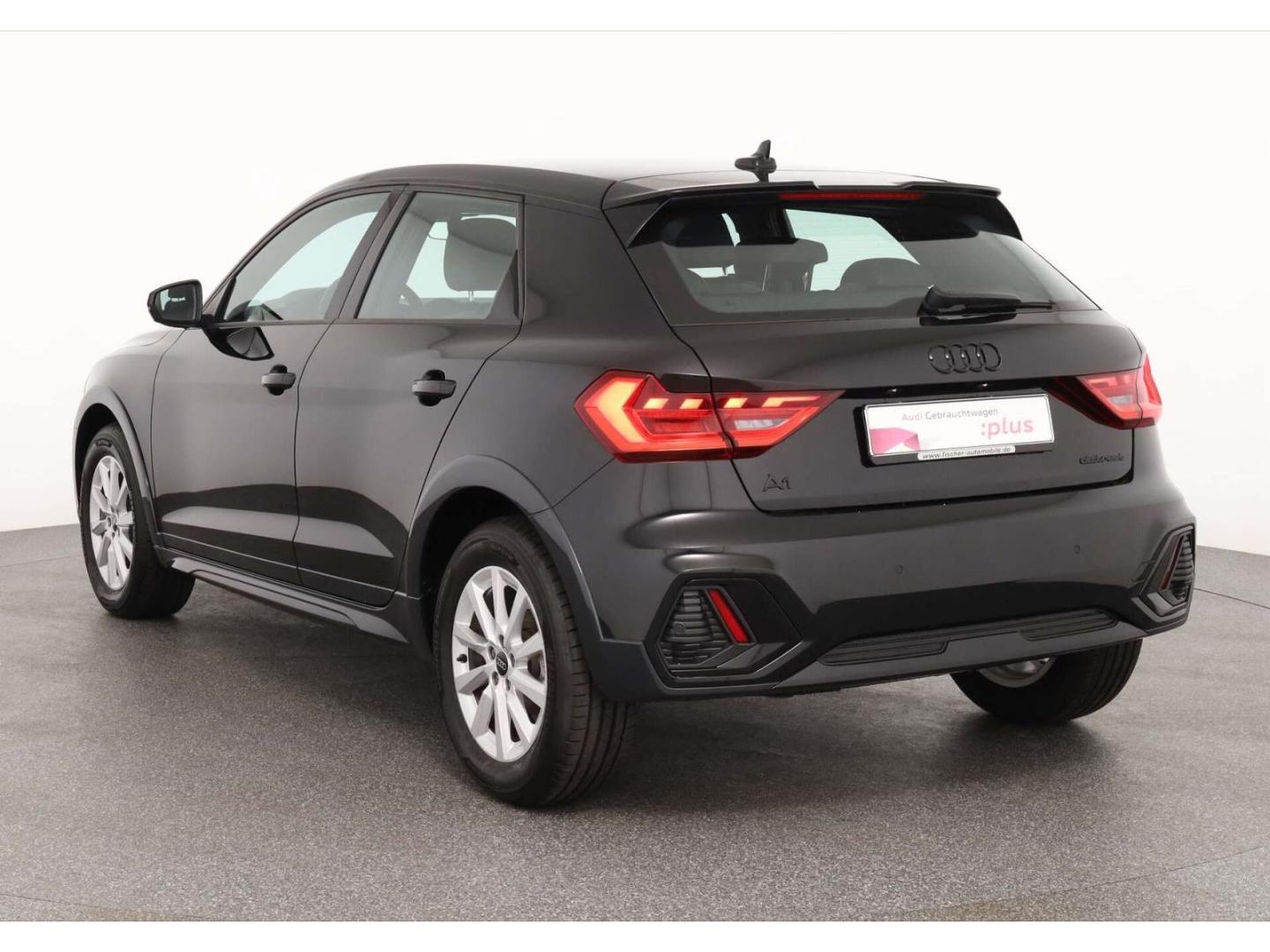 Audi A1 allstreet 30 TFSI S line S-Tronic NAV/LED, миниатюра 4