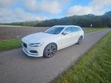 Volvo V90 T4 Momentum Geartronic Momentum - weiße Volvo V90