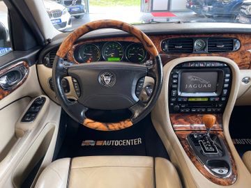 Jaguar XJ 2.7 D XJ6 Sovereign *Klima*Navi*PDC*Bluetooth